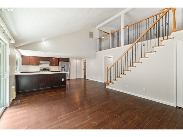 16800 Nw COBURG Ln, Beaverton, OR 97006