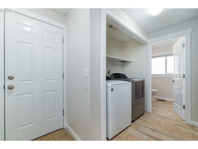 16800 Nw COBURG Ln, Beaverton, OR 97006