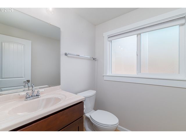 16800 Nw COBURG Ln, Beaverton, OR 97006