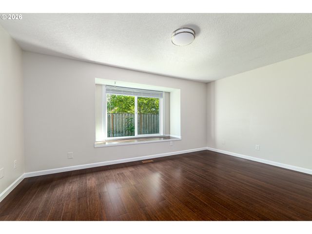 16800 Nw COBURG Ln, Beaverton, OR 97006