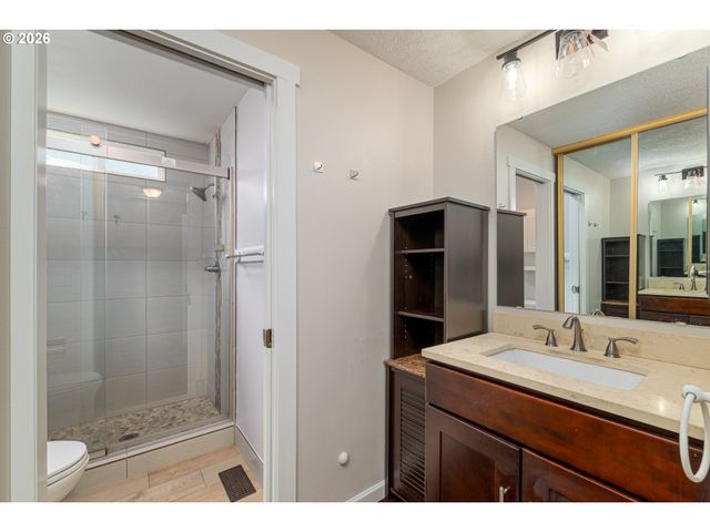 16800 Nw COBURG Ln, Beaverton, OR 97006