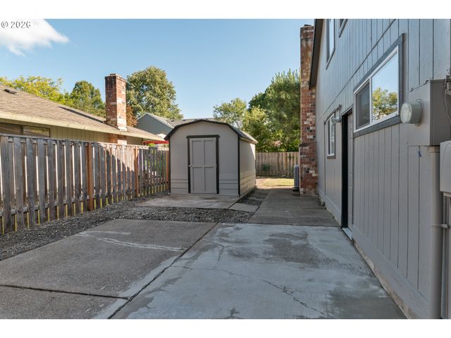 16800 Nw COBURG Ln, Beaverton, OR 97006