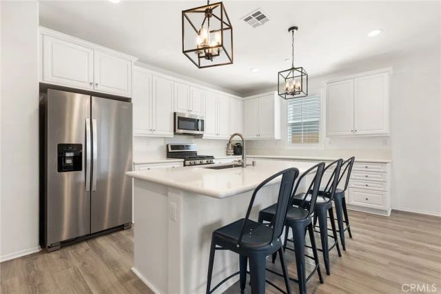 30783 Mossy Bend Lane, Murrieta, CA 92563