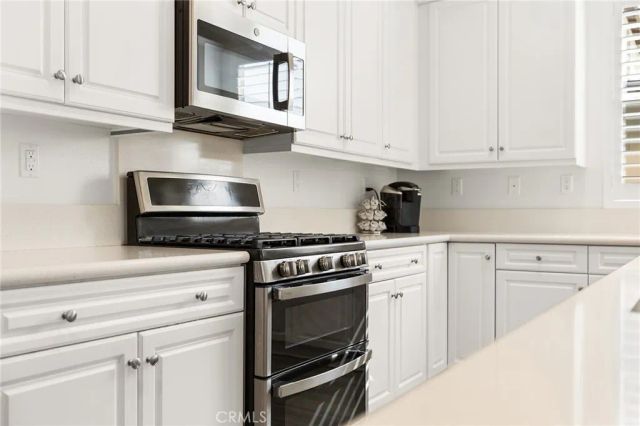 30783 Mossy Bend Lane, Murrieta, CA 92563