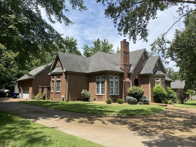 308 Orchard Park Dr, White House, TN 37188