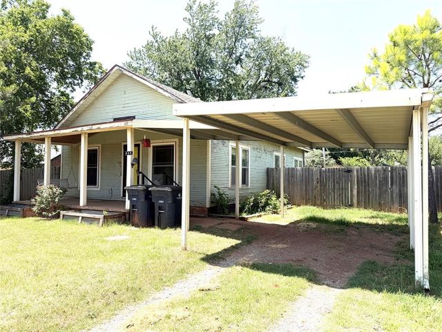 809 N Harrison Avenue, Blanchard, OK 73010