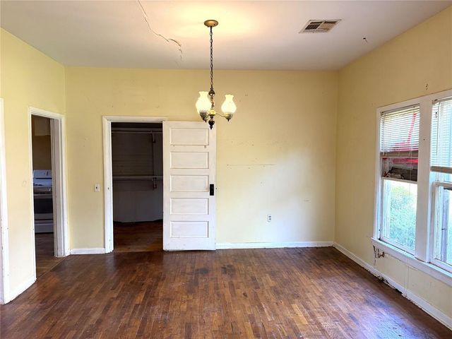 809 N Harrison Avenue, Blanchard, OK 73010