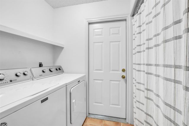 13740 Hollowgreen Drive 605, Houston, TX 77082