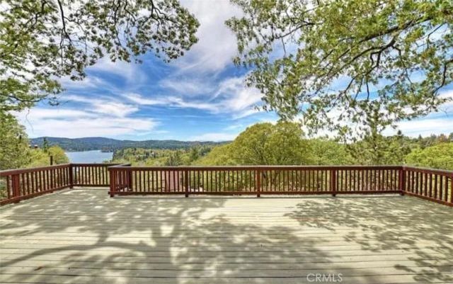 945 N Hospital Road 1, Lake Arrowhead, CA 92352