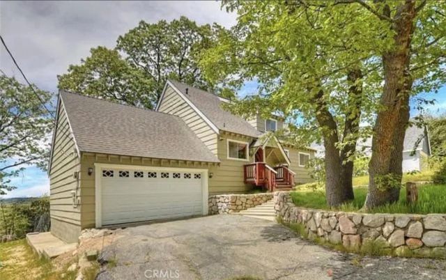 945 N Hospital Road 1, Lake Arrowhead, CA 92352