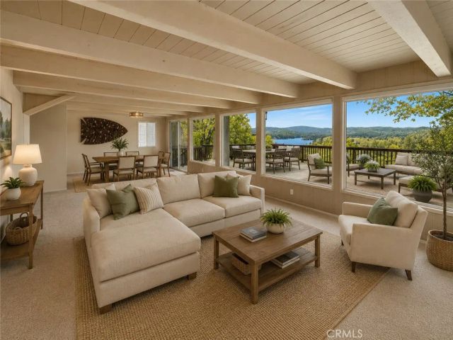 945 N Hospital Road 1, Lake Arrowhead, CA 92352