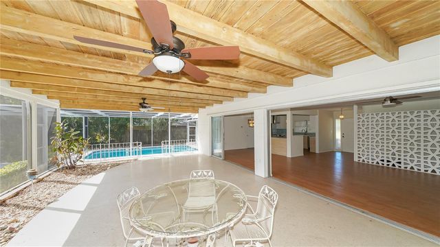 3431 MINEOLA DRIVE, Sarasota, FL 34239