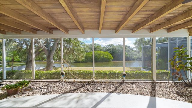 3431 MINEOLA DRIVE, Sarasota, FL 34239