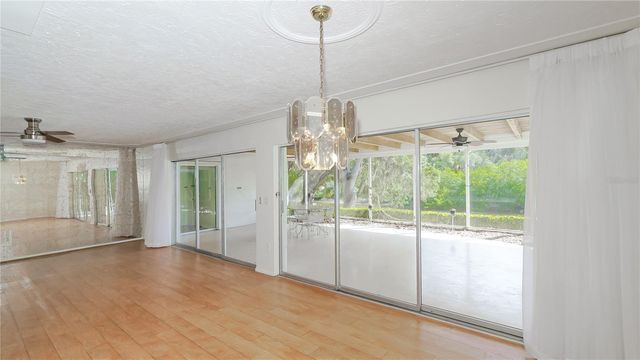 3431 MINEOLA DRIVE, Sarasota, FL 34239