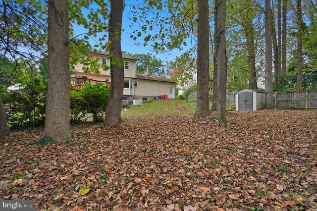 1609 WINDING WAYE LN, Silver Spring, MD 20902