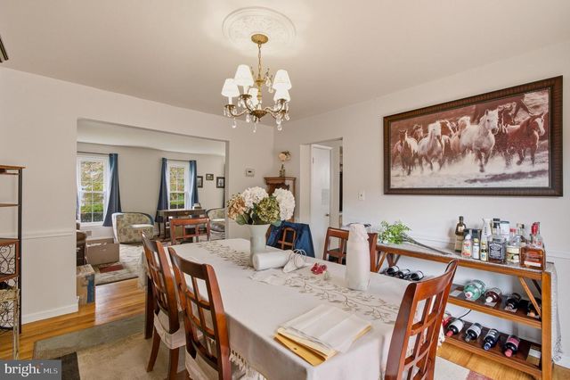 1609 WINDING WAYE LN, Silver Spring, MD 20902