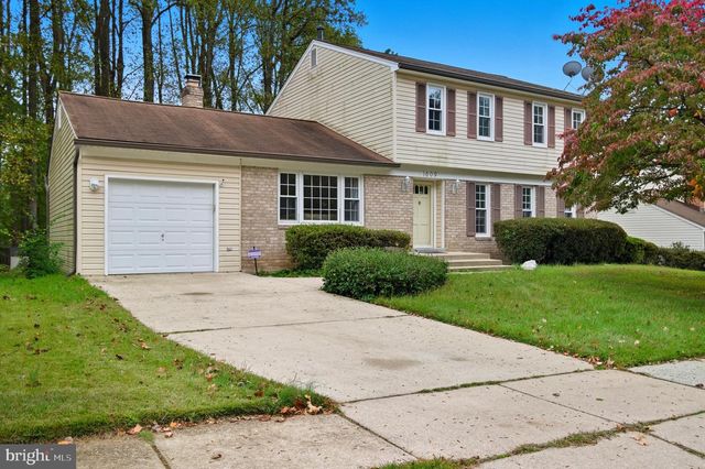 1609 WINDING WAYE LN, Silver Spring, MD 20902