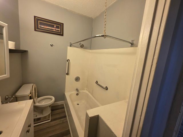 935 Case Avenue, Saint Paul, MN 55106