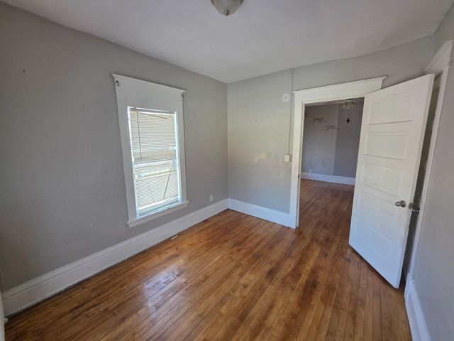 935 Case Avenue, Saint Paul, MN 55106