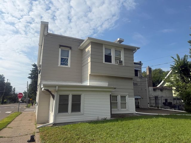 935 Case Avenue, Saint Paul, MN 55106