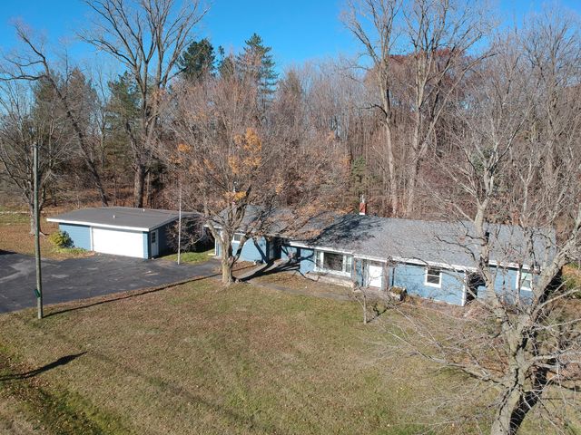 387 E Glenlord Road, St. Joseph, MI 49085