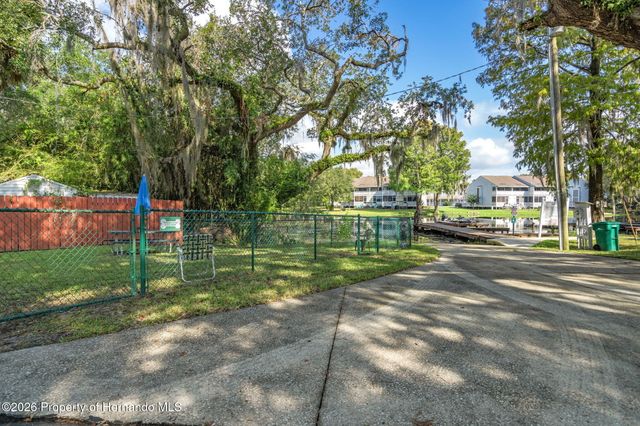 475 Landing Boulevard, Inverness, FL 34450