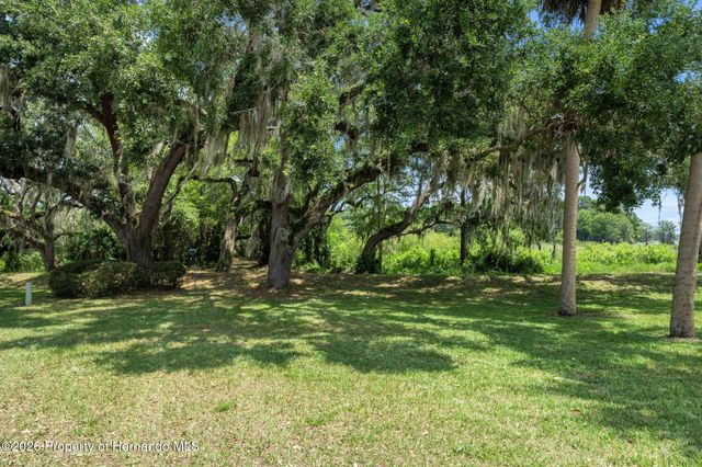 475 Landing Boulevard, Inverness, FL 34450