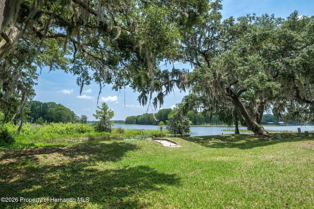 475 Landing Boulevard, Inverness, FL 34450