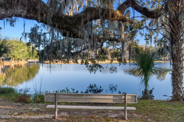 475 Landing Boulevard, Inverness, FL 34450