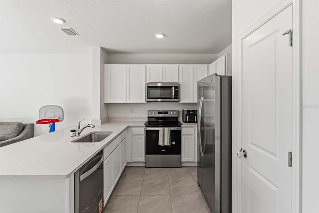 4461 RACHEL FALLS DRIVE, Tampa, FL 33610