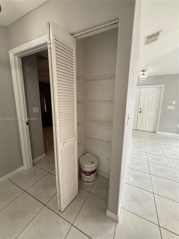 10168 NW 126th Ter, Hialeah Gardens, FL 33018