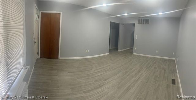 1774 N Carlson Street, Westland, MI 48185