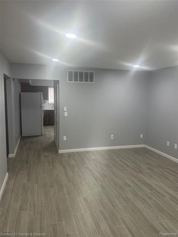 1774 N Carlson Street, Westland, MI 48185