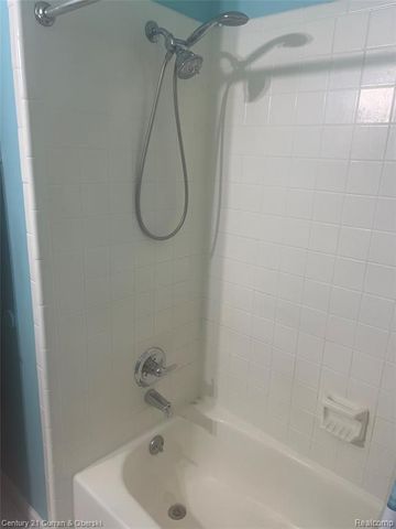 1774 N Carlson Street, Westland, MI 48185