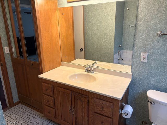 2265 Country Club Drive, Wickliffe, OH 44092