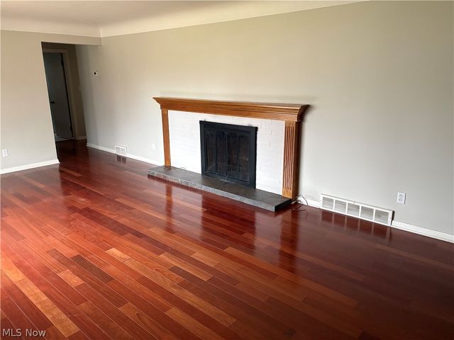 2265 Country Club Drive, Wickliffe, OH 44092