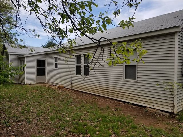 1511 Old Wire Road, Fayetteville, AR 72703
