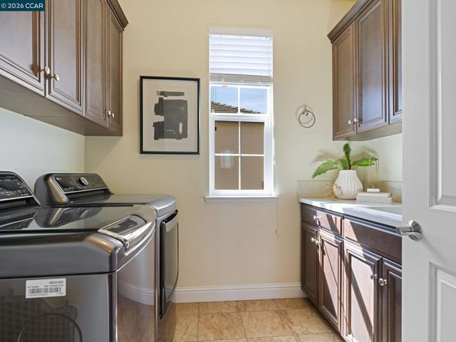 2854 Lowell Ct, San Jose, CA 95121