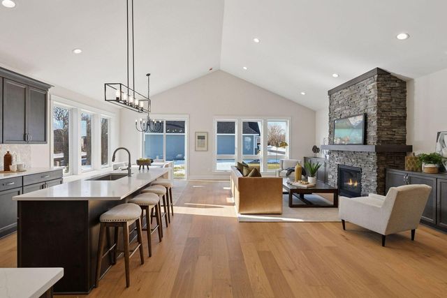 13113 11th Avenue S, Zimmerman, MN 55398