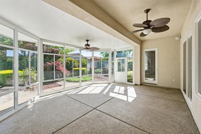 1281 Longhorn Ln, Lincoln, CA 95648