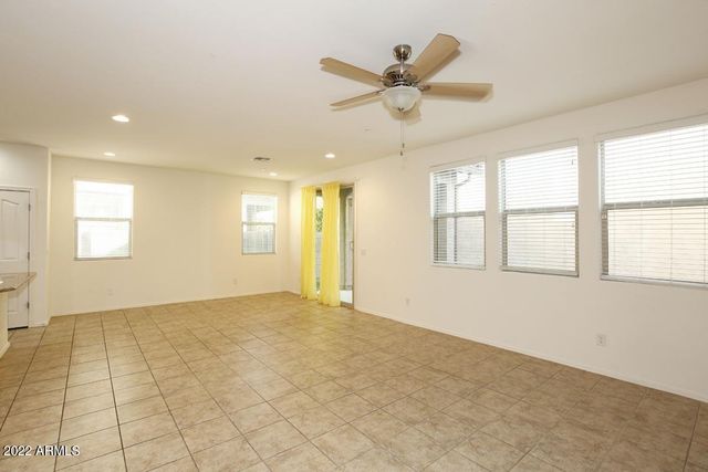 4717 E BETTY ELYSE Lane, Phoenix, AZ 85032