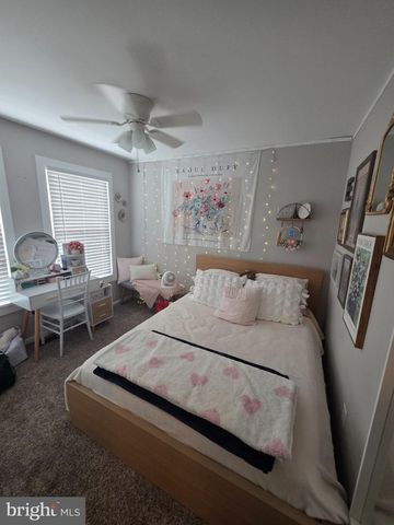 240 COBBLESTONE CT, Collegeville, PA 19426