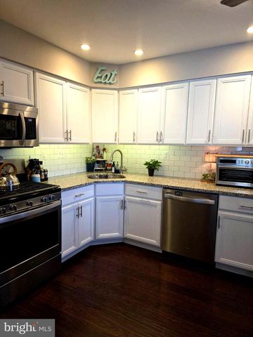 240 COBBLESTONE CT, Collegeville, PA 19426