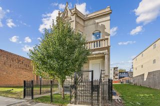 1220 S Avers Avenue, Chicago, IL 60623