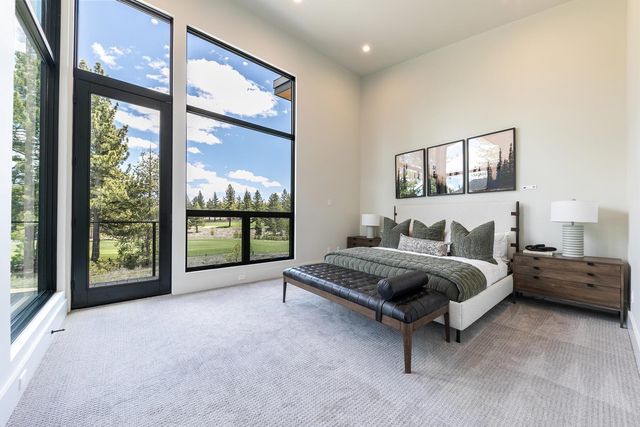 10117 Jakes Way, Truckee, CA 96161