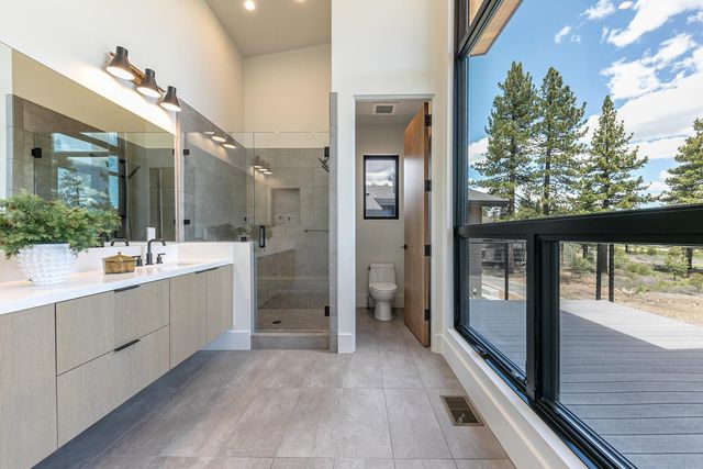 10117 Jakes Way, Truckee, CA 96161