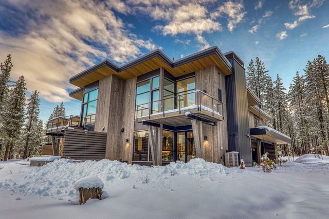 10117 Jakes Way, Truckee, CA 96161