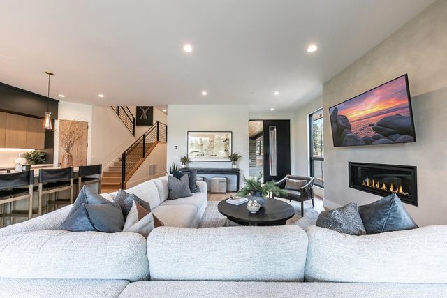 10117 Jakes Way, Truckee, CA 96161