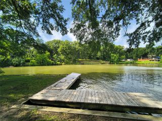 180 Arrowhead Way, Mabank, TX 75156