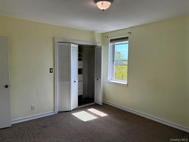 30 Catheral Avenue 4A, Hempstead, NY 11550